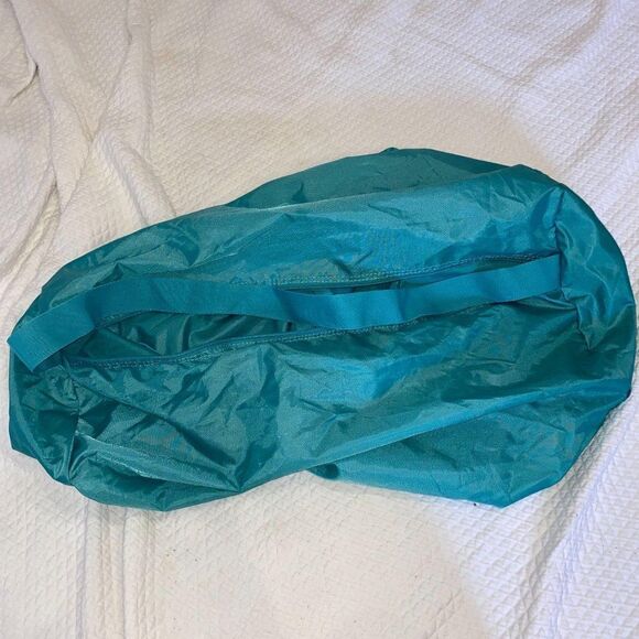 Teal soft sided travel laundry bag with handles | Sz OS - Picture 2 of 4